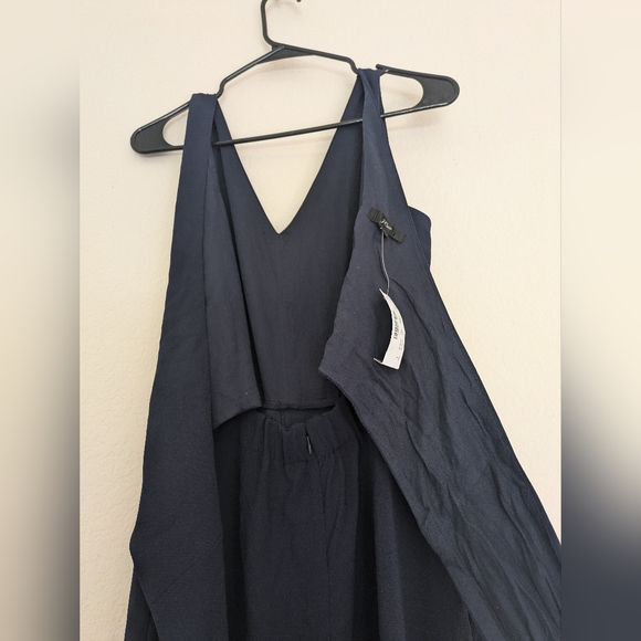 Tie waist jumpsuit - Picture 5 of 10